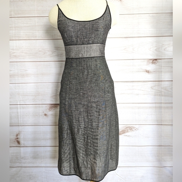 Narciso Rodriguez Scoop Neck Wool and Linen Midi Dress in Gray and Black Size 4 - Picture 5 of 11